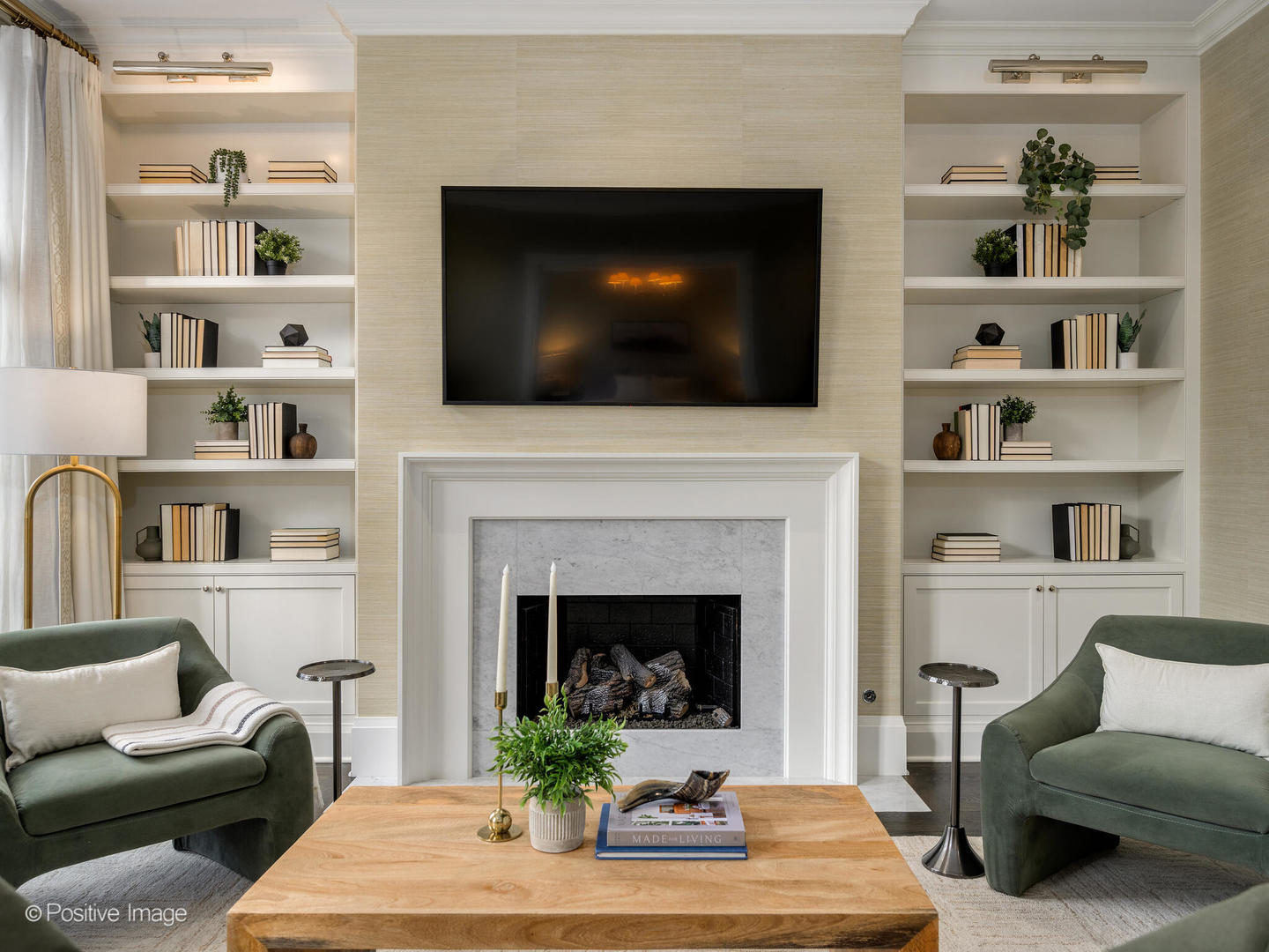 1919 N SHEFFIELD Avenue Unit: 2