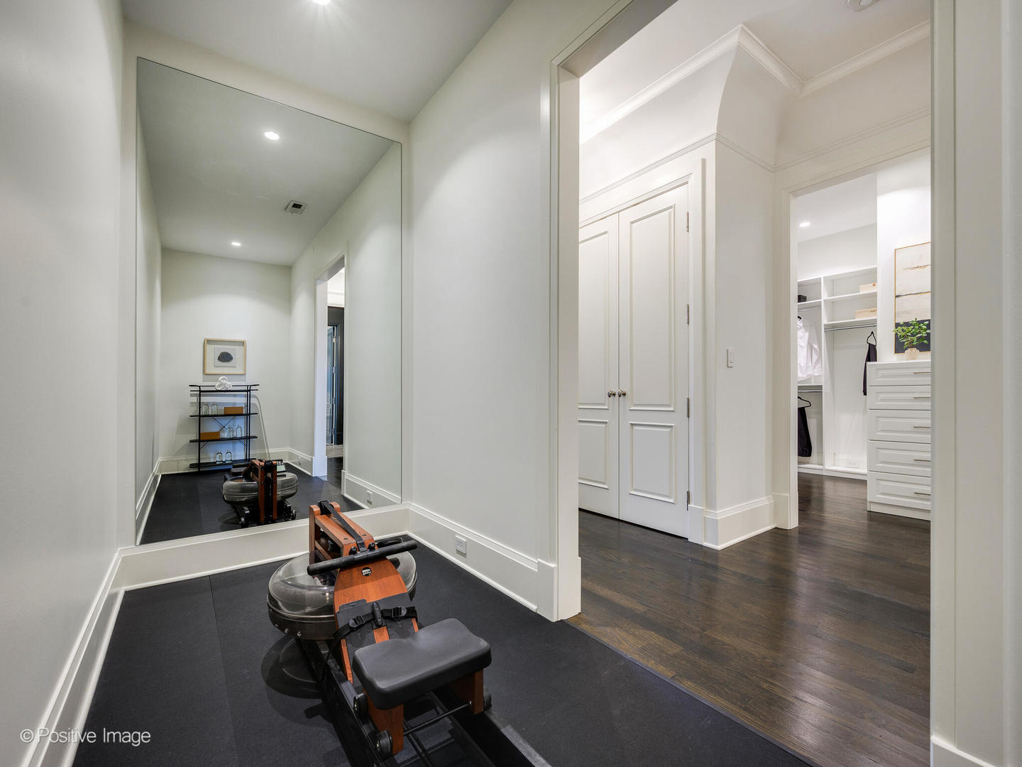 1919 N SHEFFIELD Avenue Unit: 2