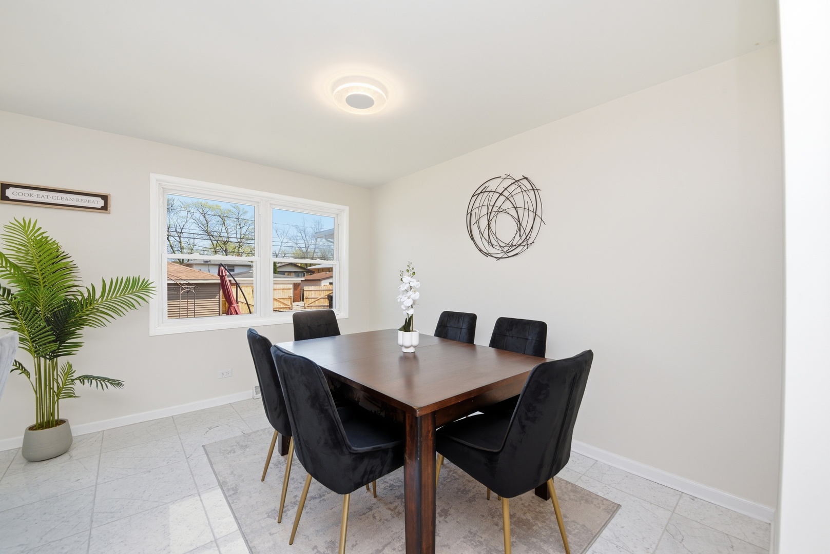 11603 S Loomis Street