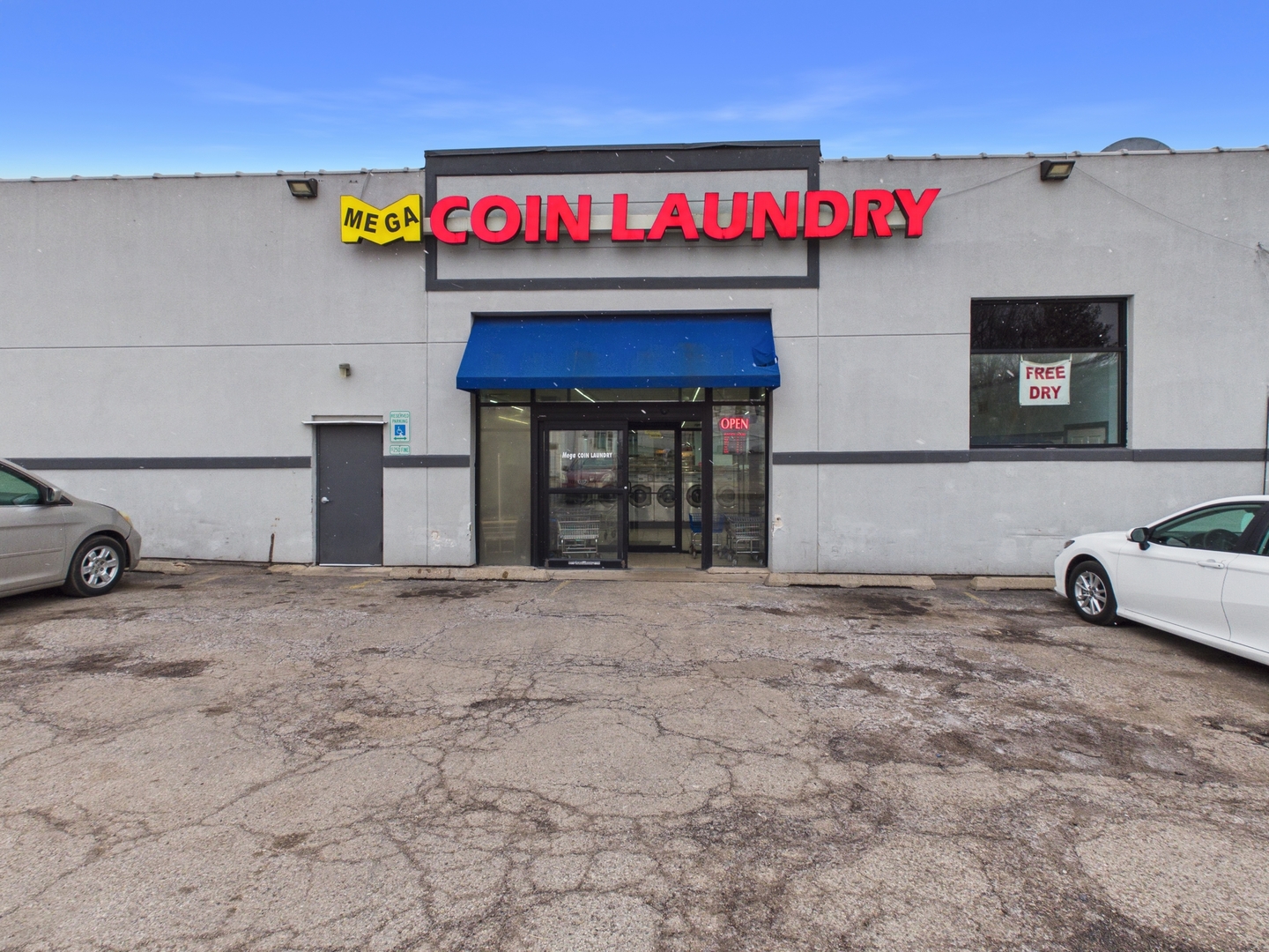 222-232 W Galena Boulevard