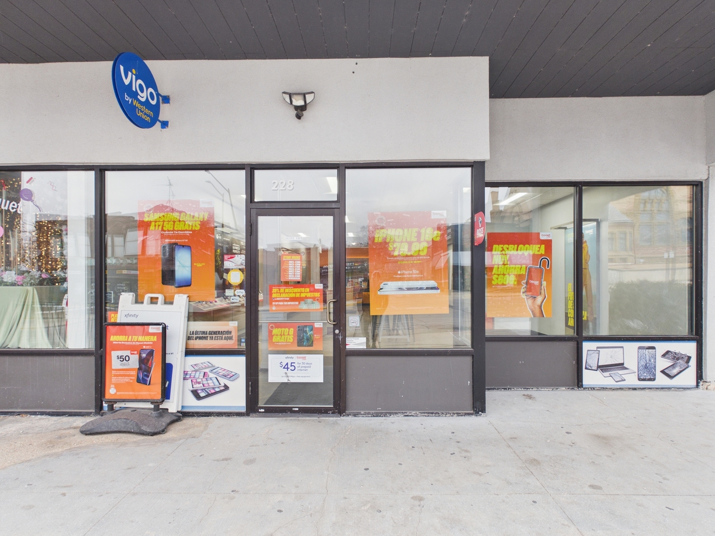 222-232 W Galena Boulevard