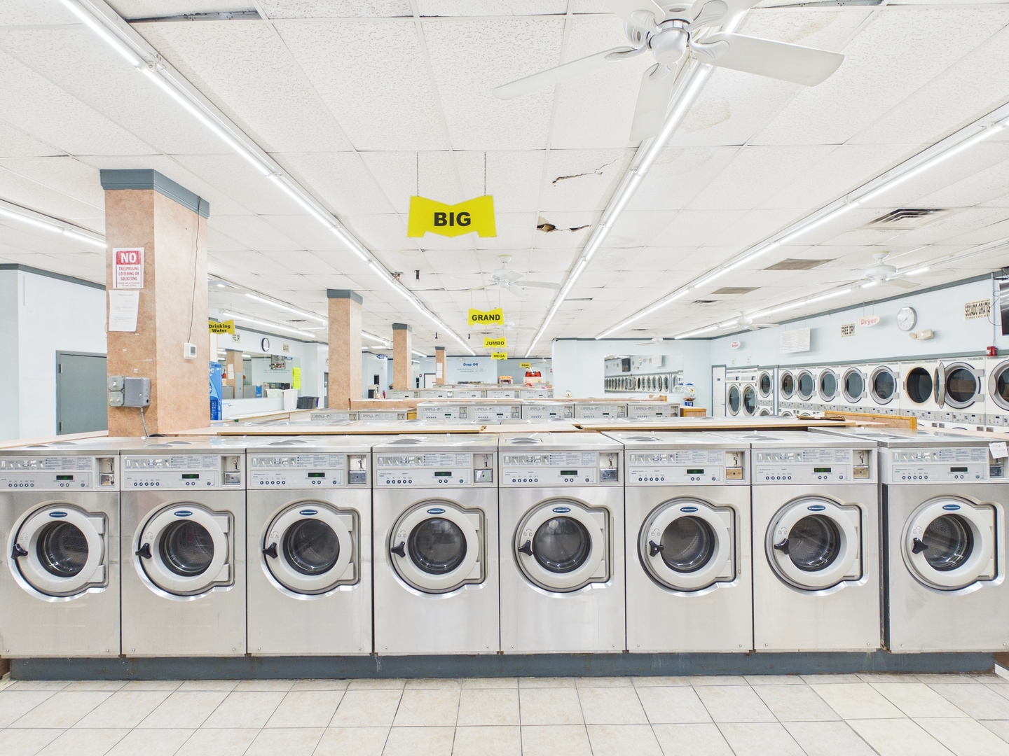 222-232 W Galena Boulevard