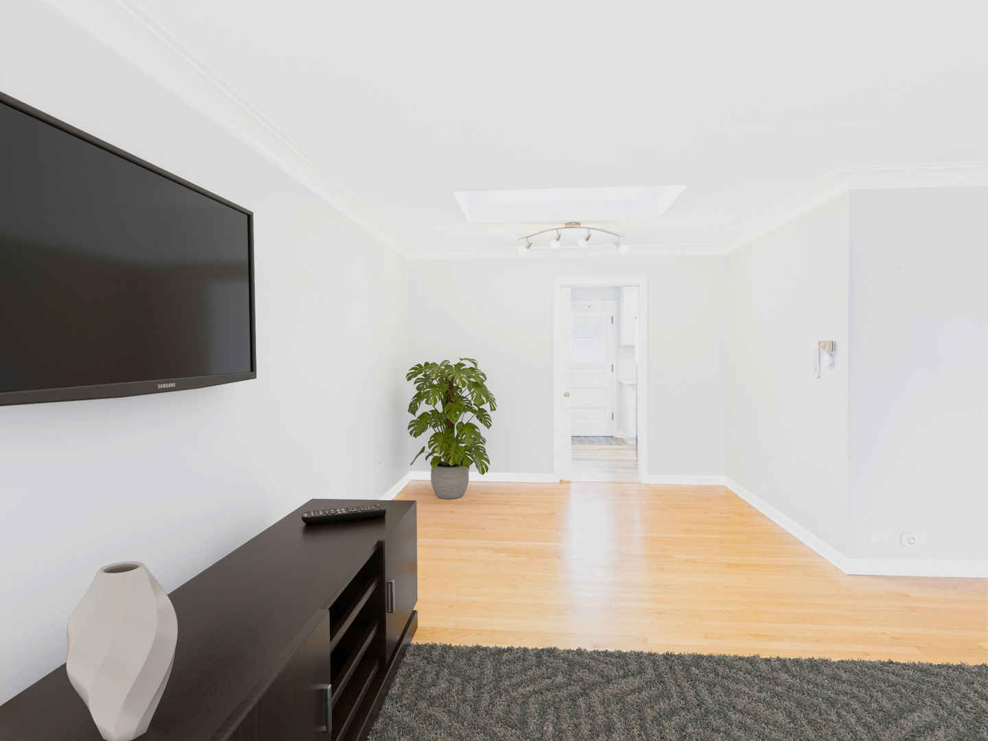 1605 E Frederick Street