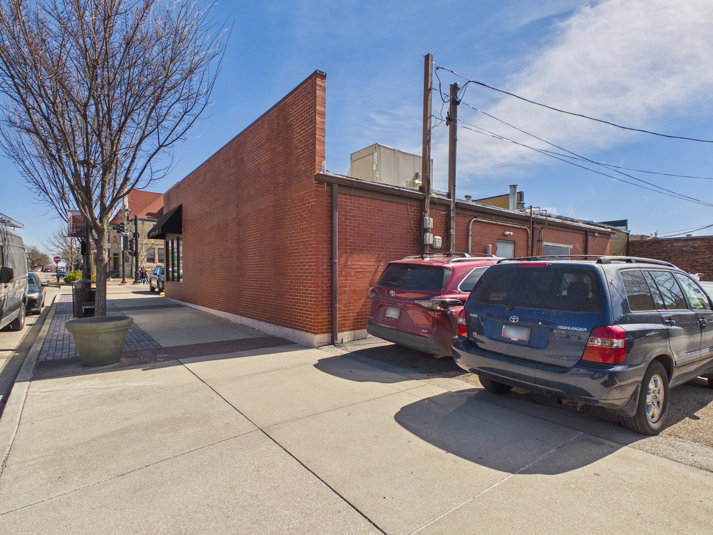 130-140 Main Street N