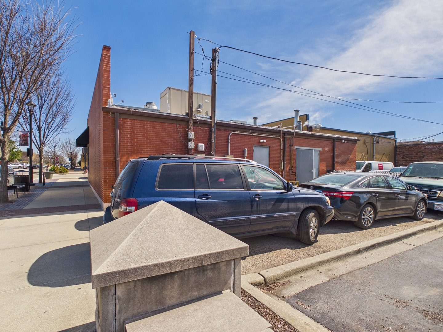 130-140 Main Street N