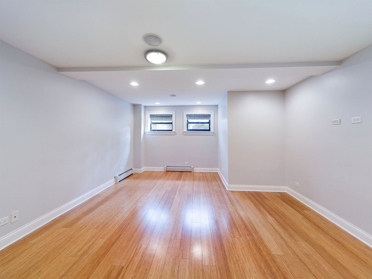 632 W Barry Avenue W Unit: GS