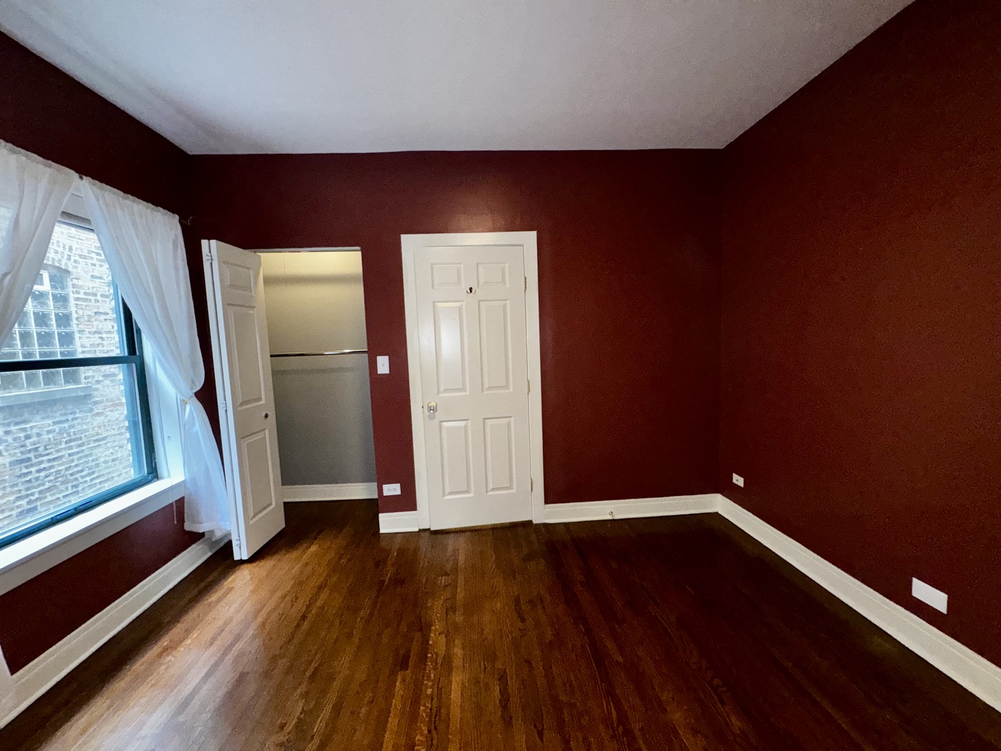 7031 N Sheridan Road Unit: 2E