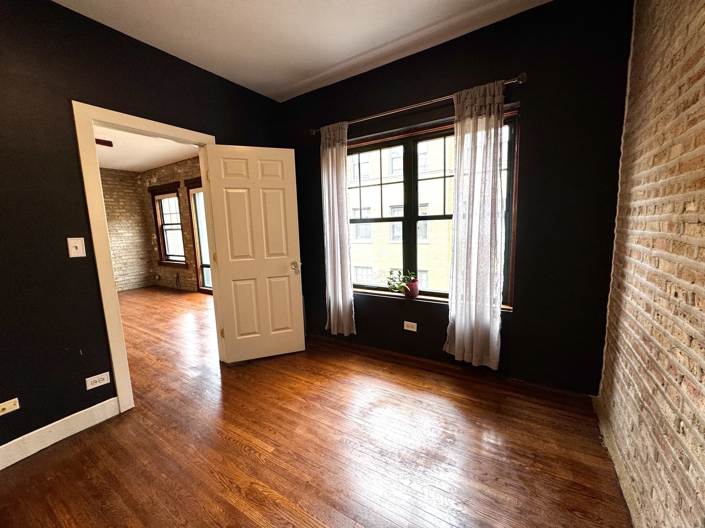 7031 N Sheridan Road Unit: 2E