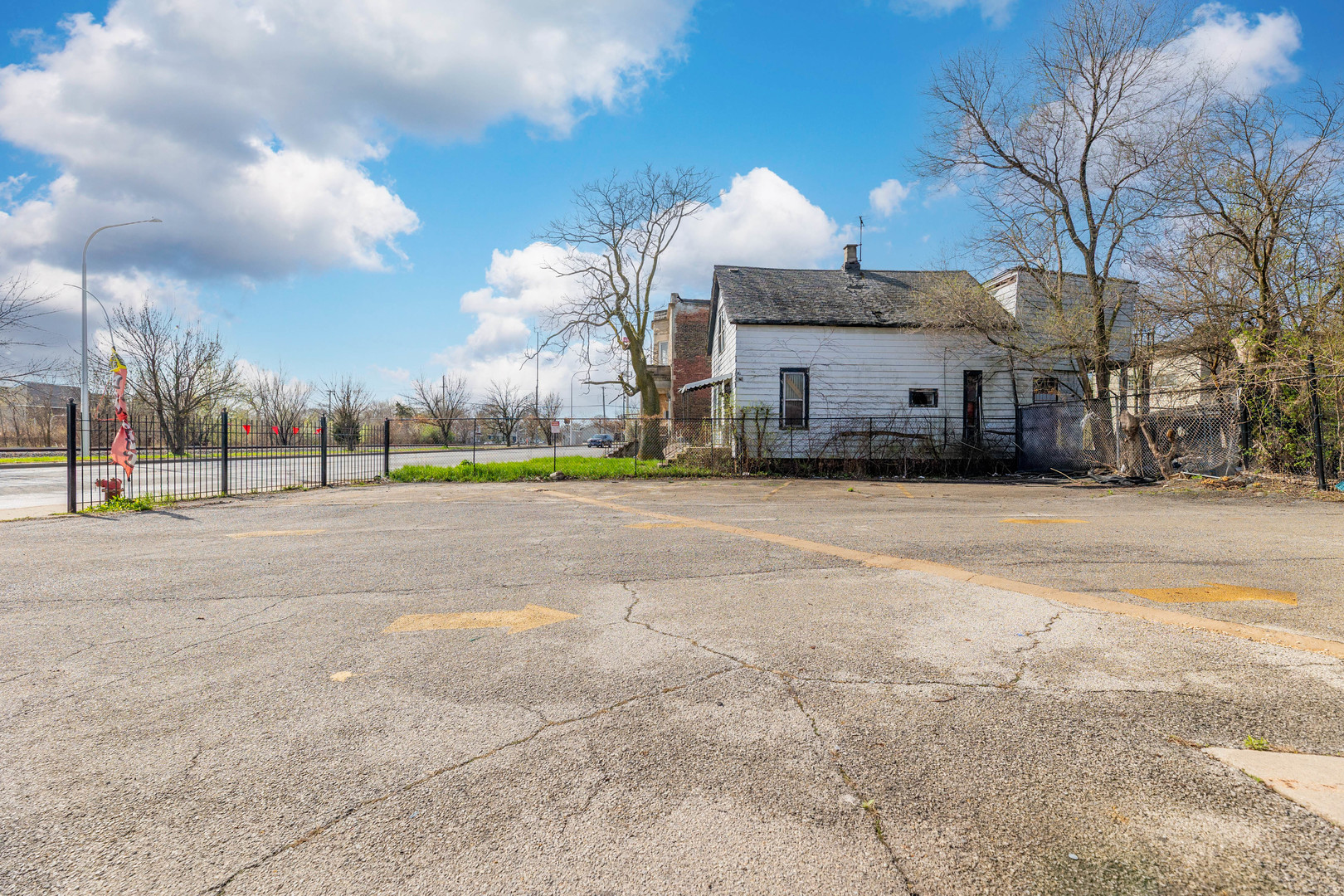 10620 S Vincennes Avenue