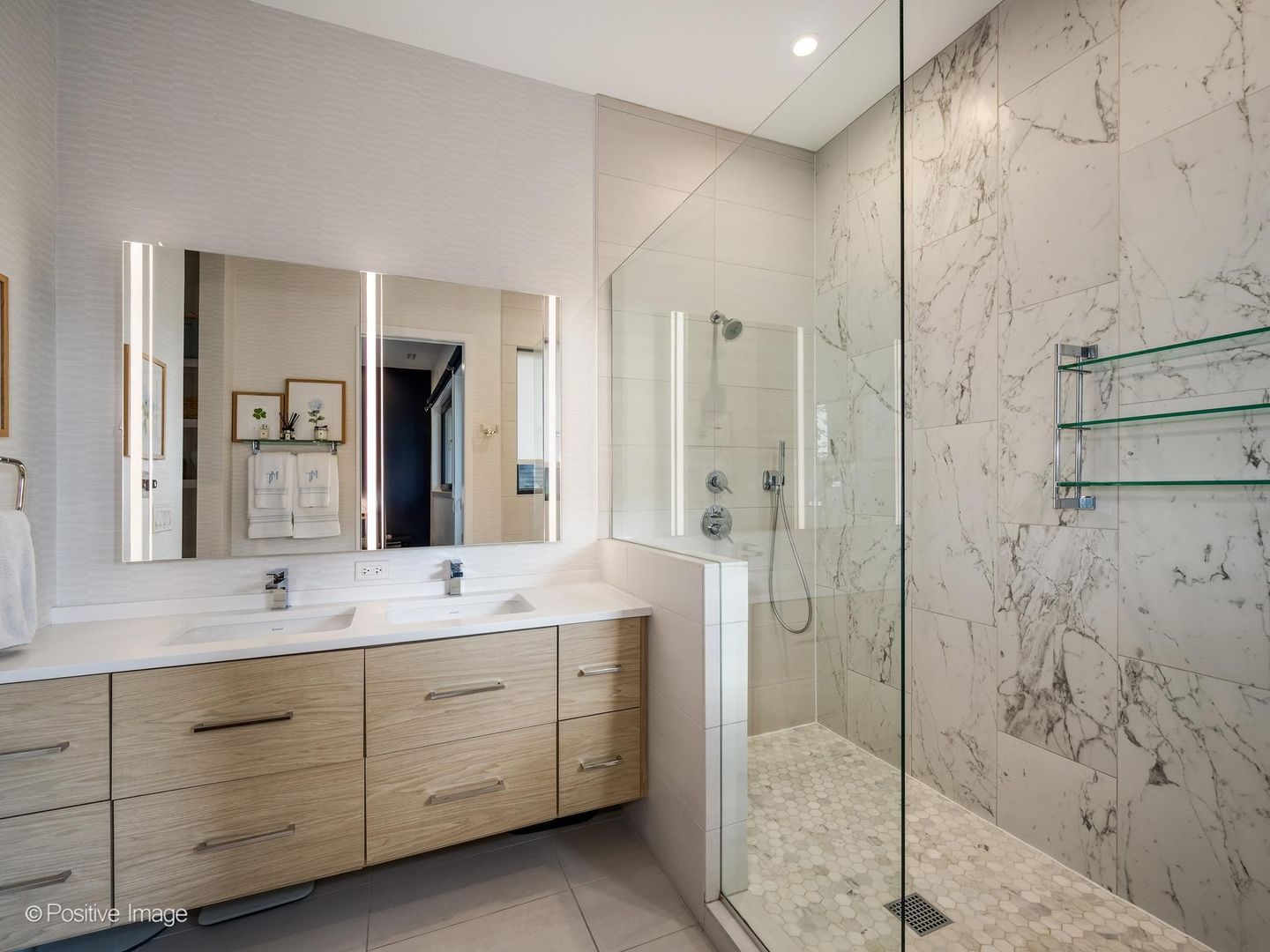 1311 N Wicker Park Avenue Unit: PH