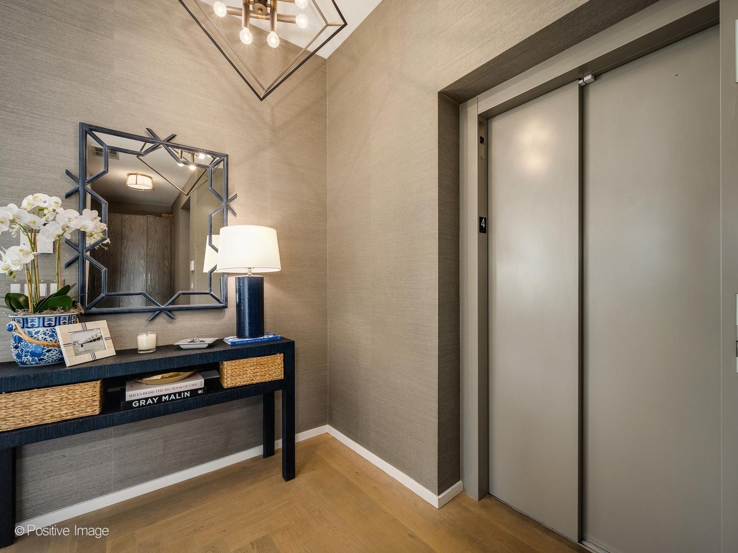 1311 N Wicker Park Avenue Unit: PH