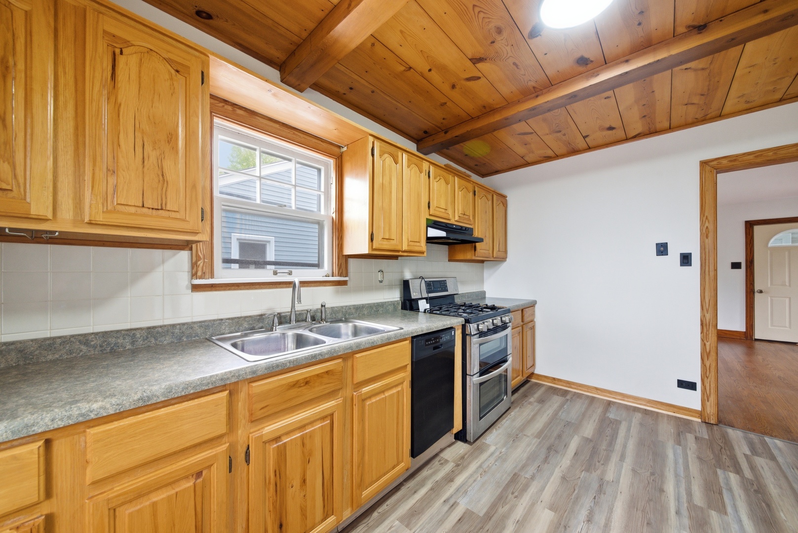 18409 Oakwood Avenue