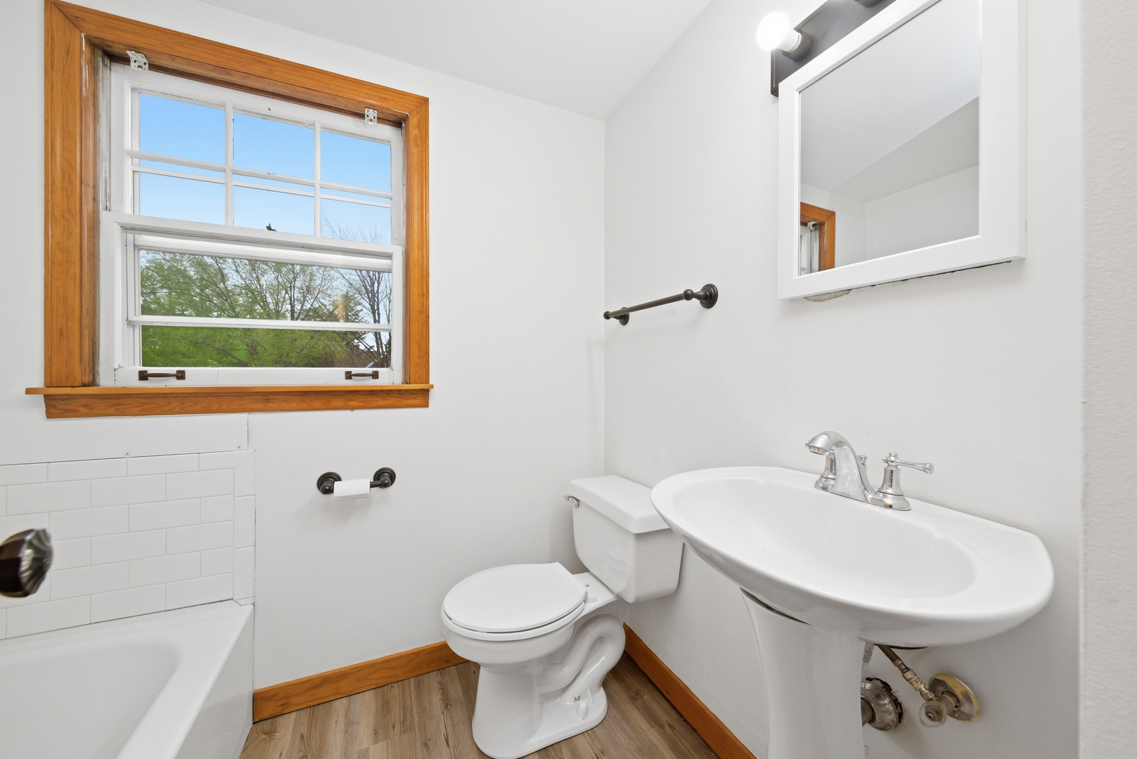 18409 Oakwood Avenue