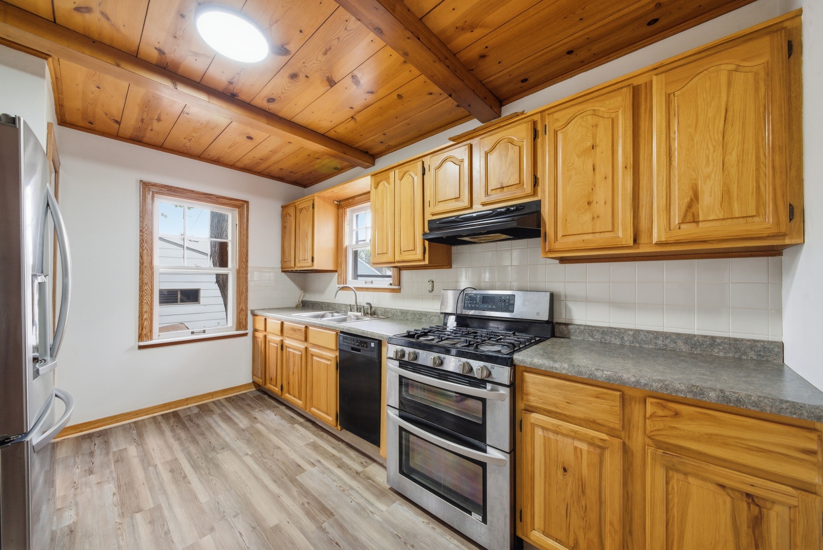 18409 Oakwood Avenue