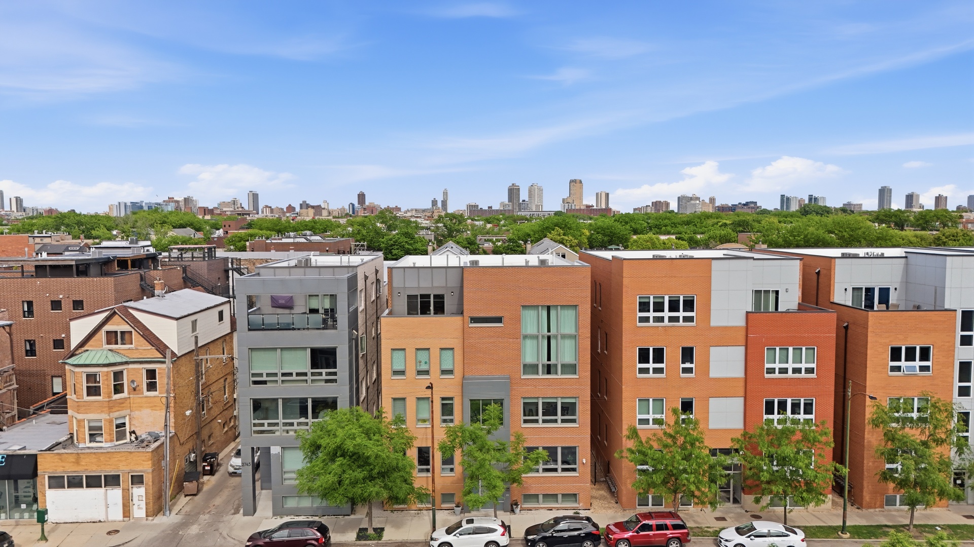 2743 N Ashland Avenue Unit: 1S