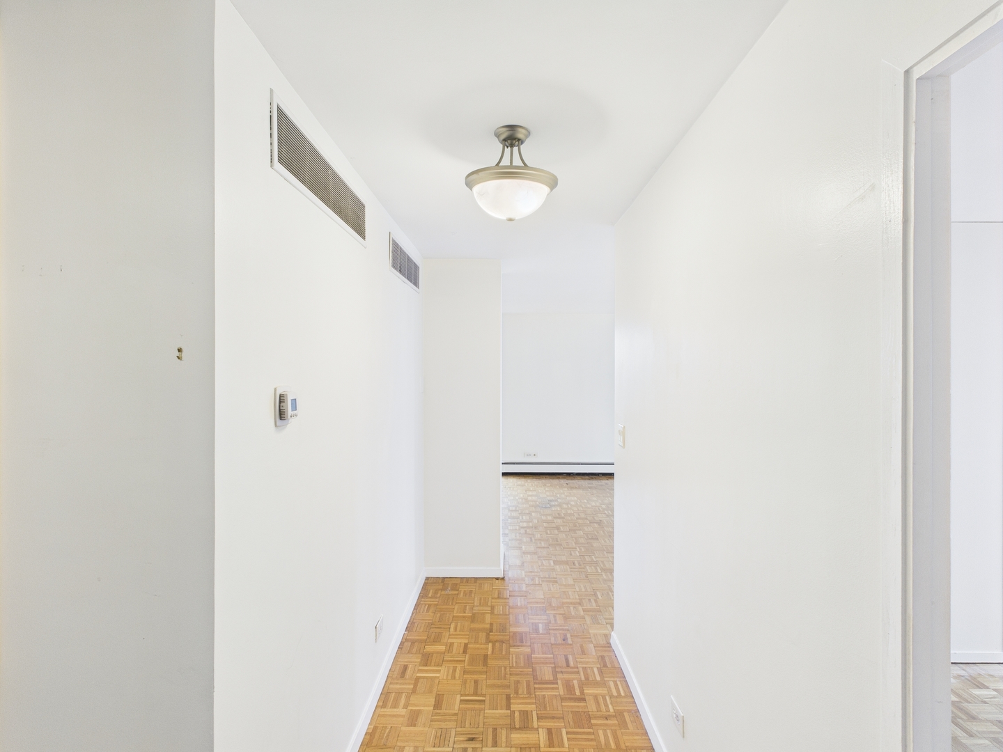 1310 N Ritchie Court Unit: 7D