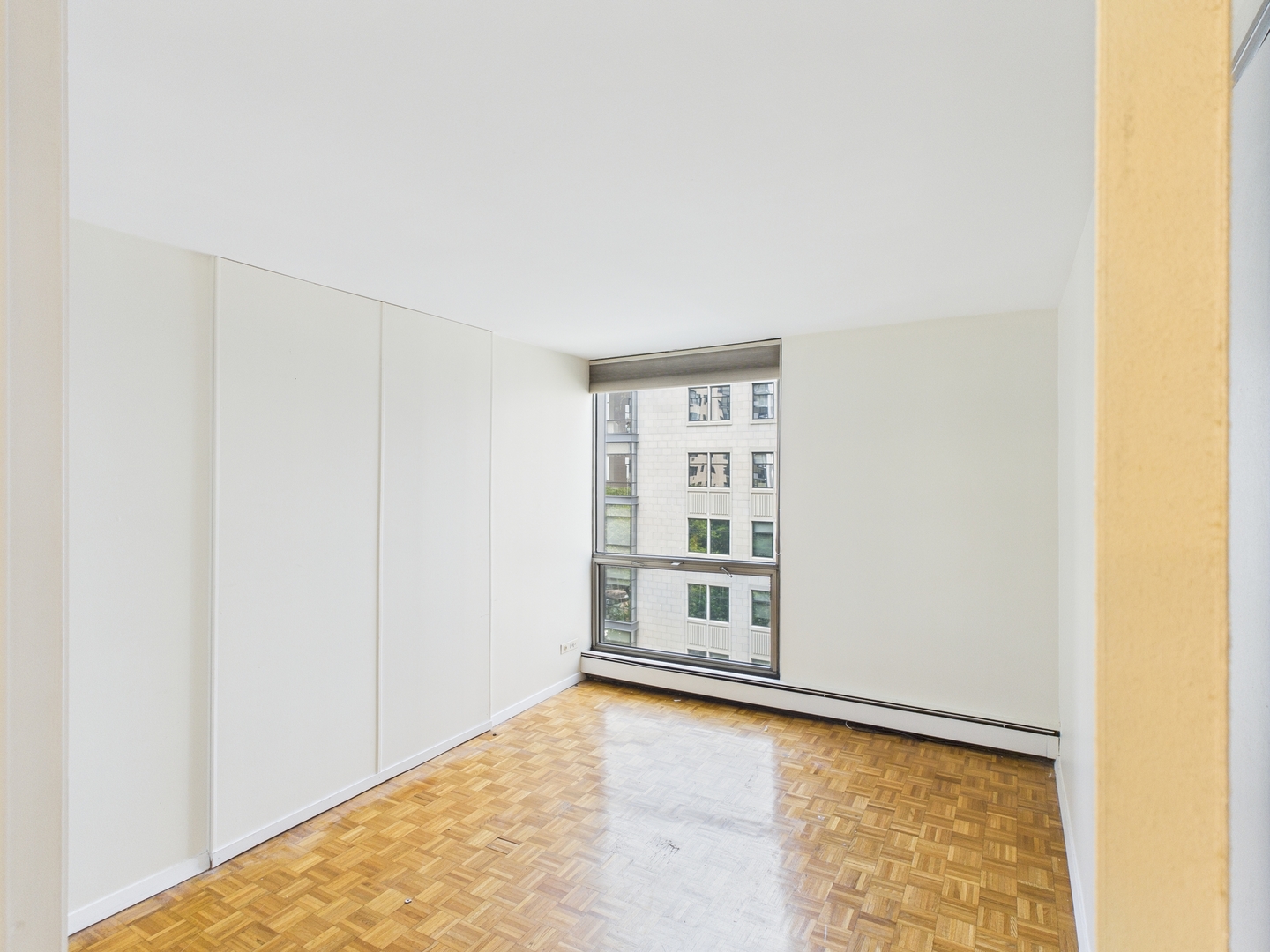 1310 N Ritchie Court Unit: 7D
