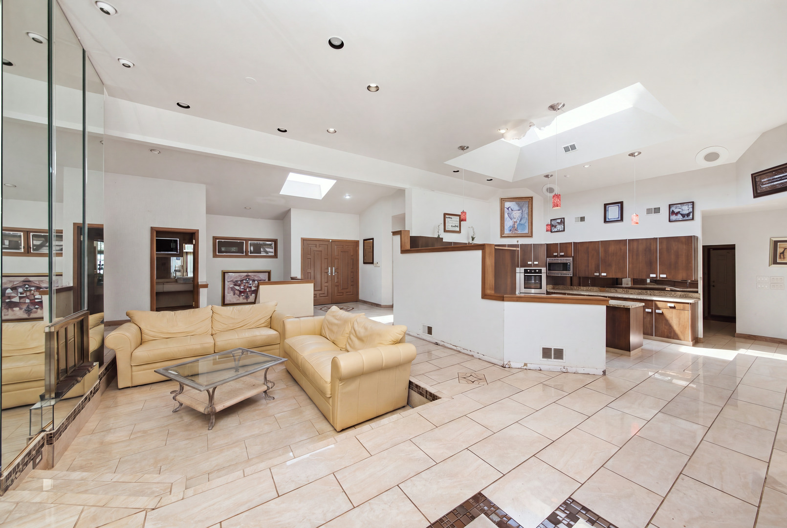 90 Graymoor Lane