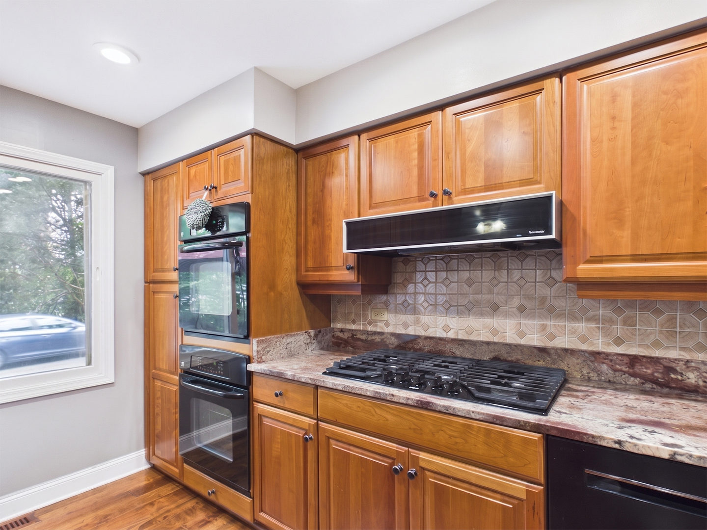 2541 Cobblewood Drive