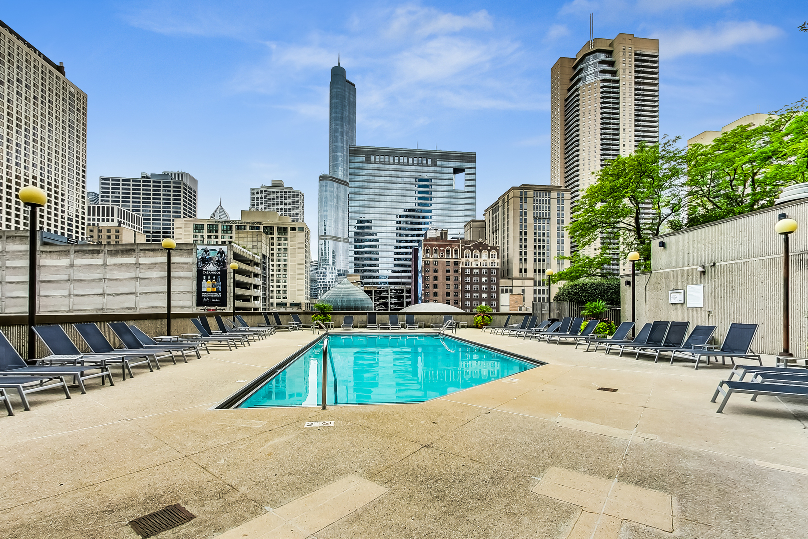 10 E Ontario Street Unit: 1303