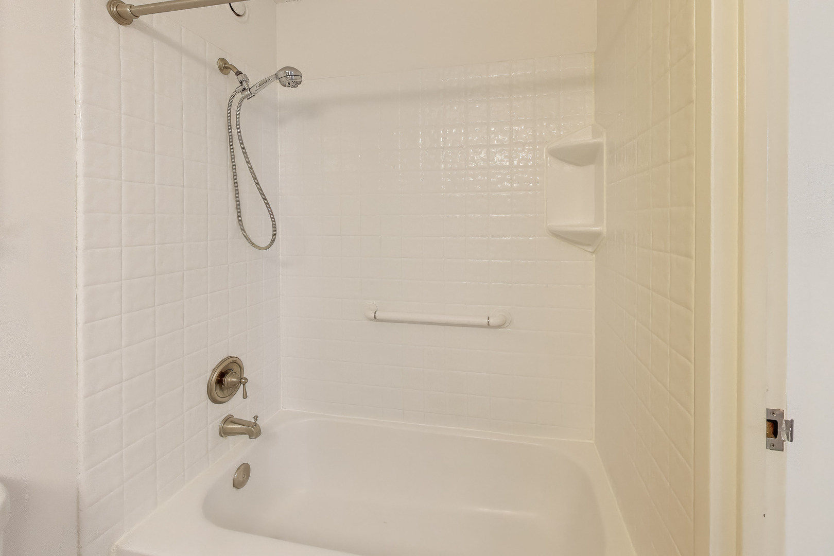 10 E Ontario Street Unit: 1303