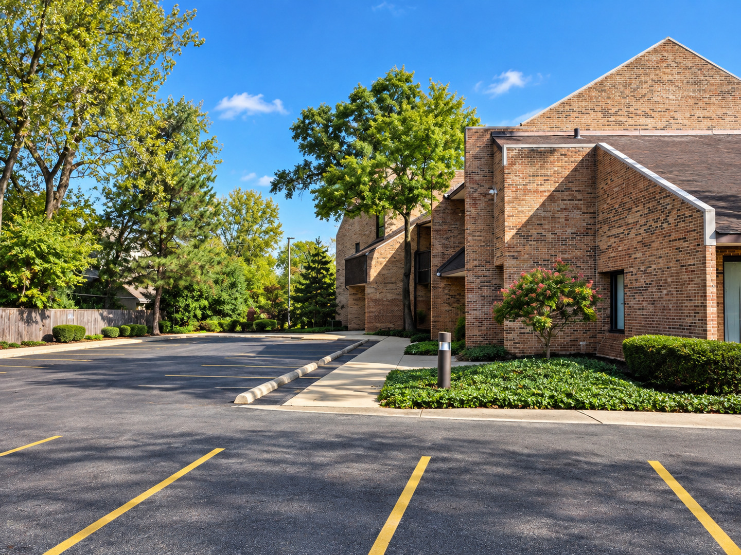 501 W Ogden Avenue Unit: 3