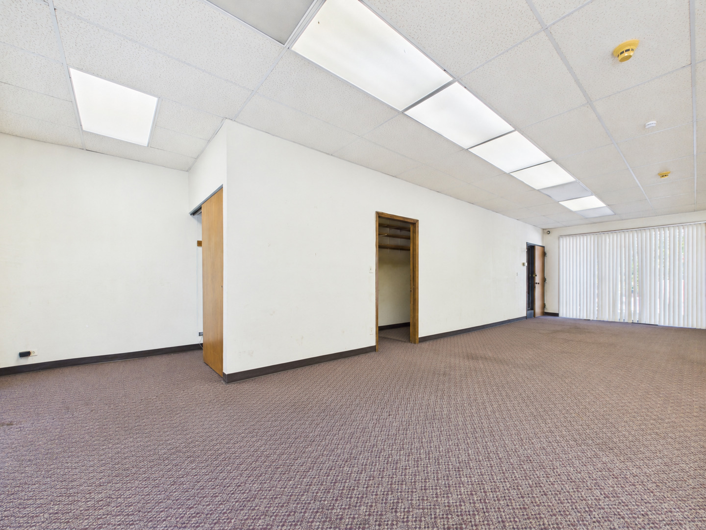 501 W Ogden Avenue Unit: 3