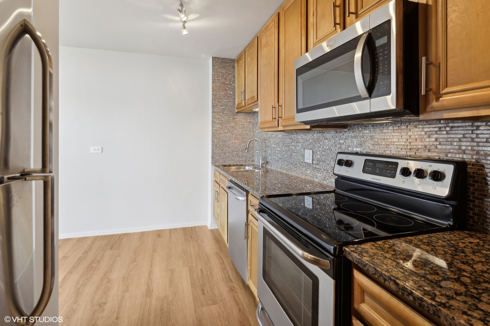 4250 N Marine Drive Unit: 1804
