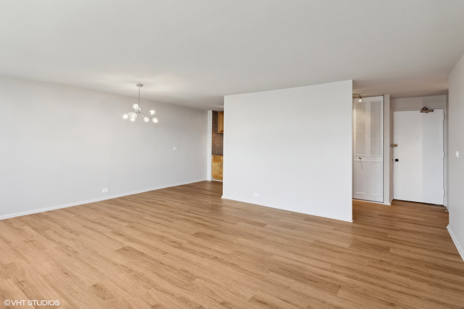 4250 N Marine Drive Unit: 1804