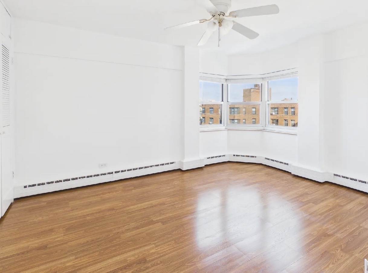 4970 N Marine Drive Unit: 827
