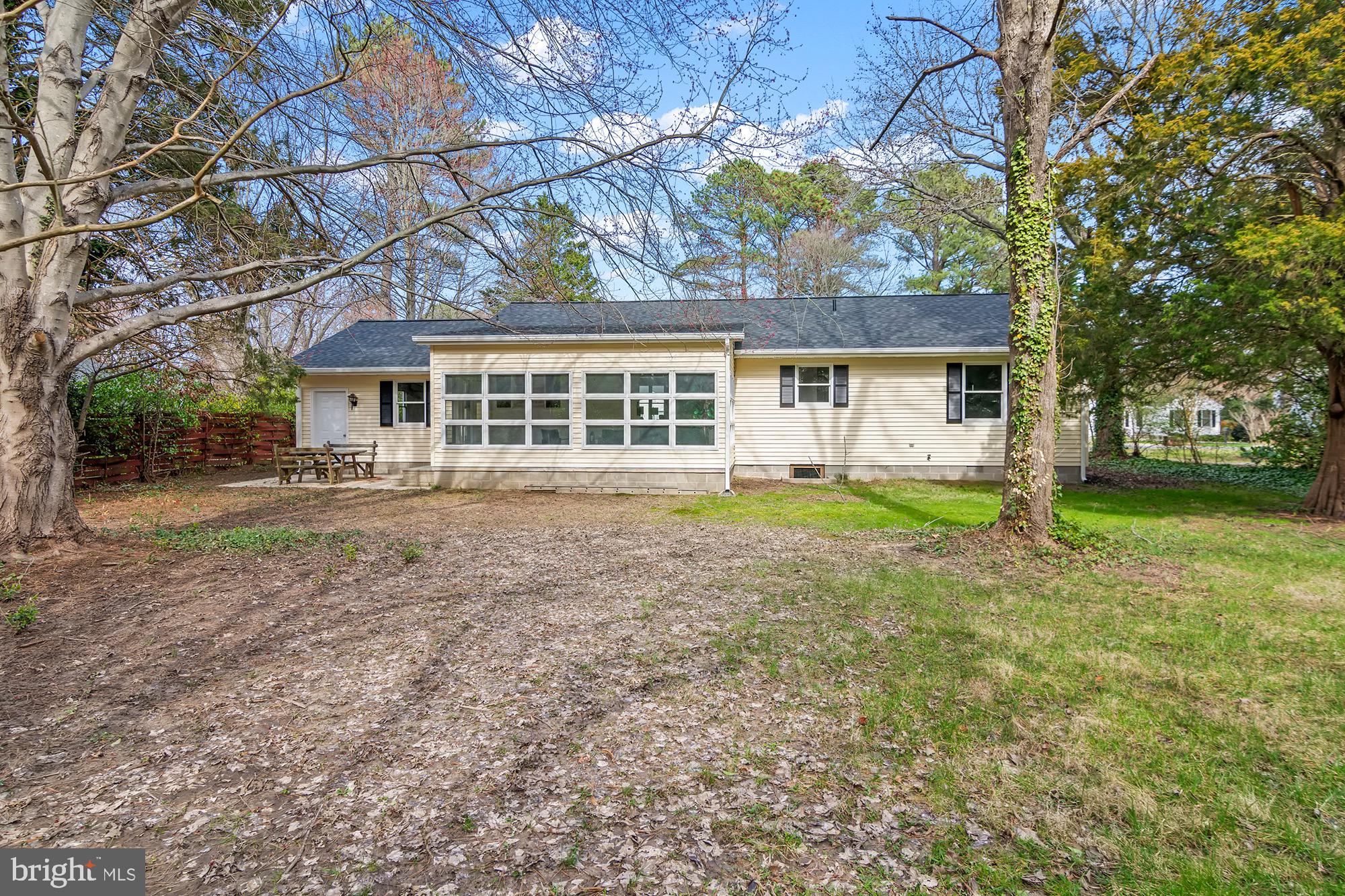 1104 Harrison Ave