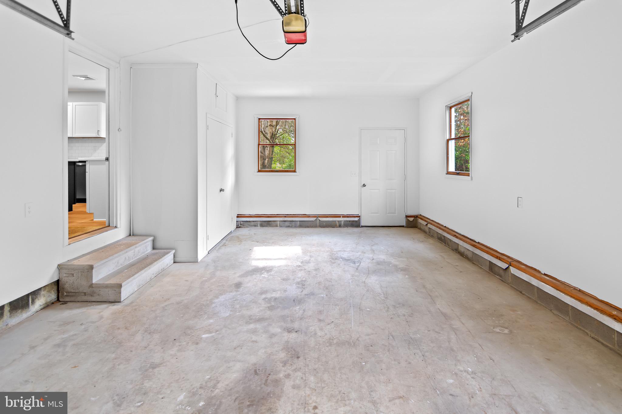 1104 Harrison Ave