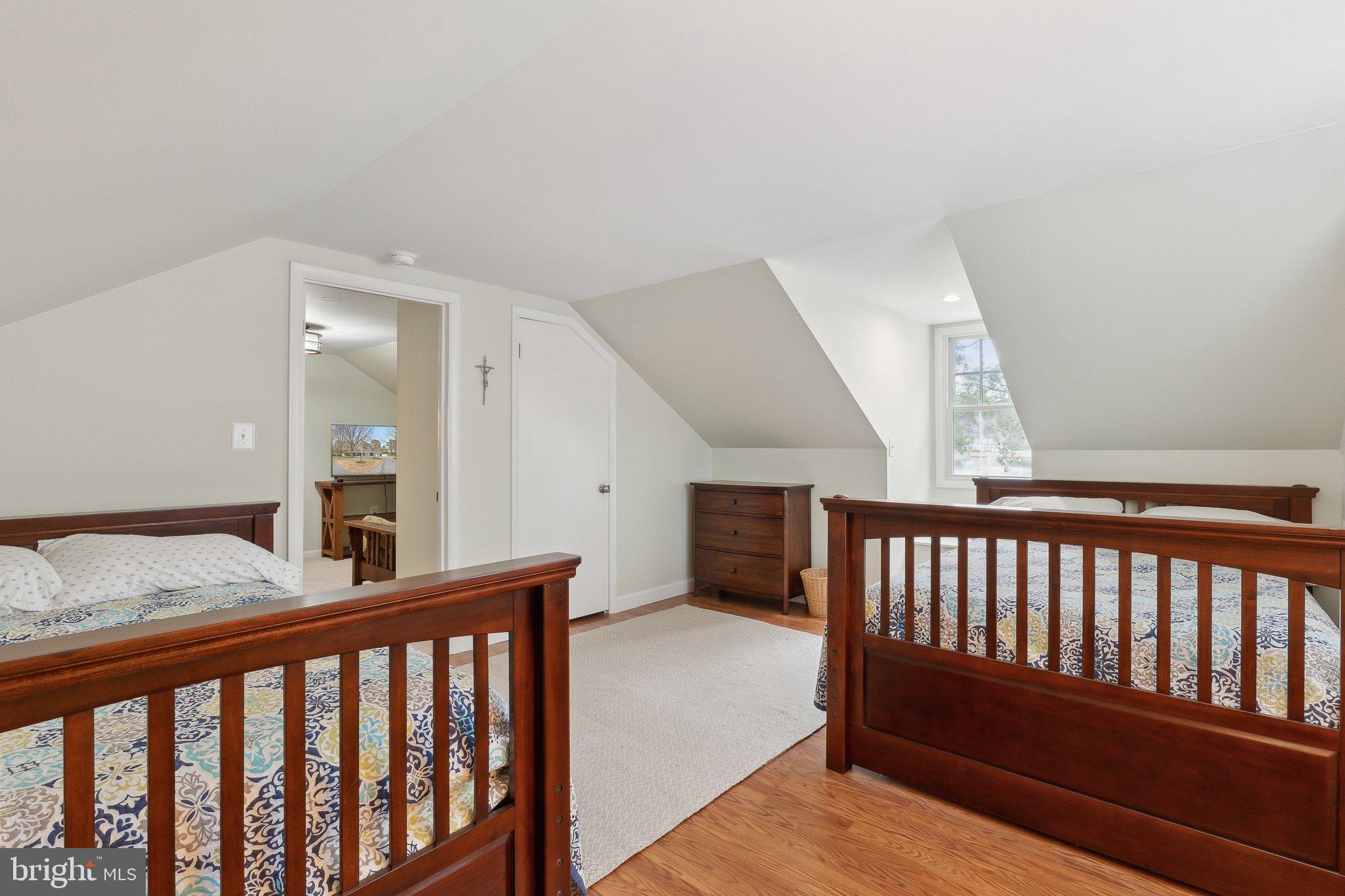 7171 Drum Point