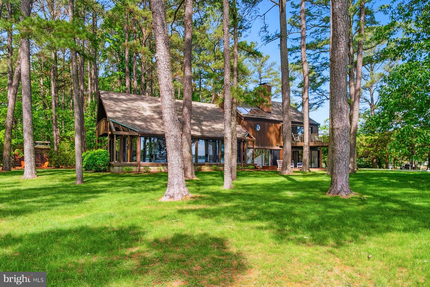 7285 Quaker Neck Rd