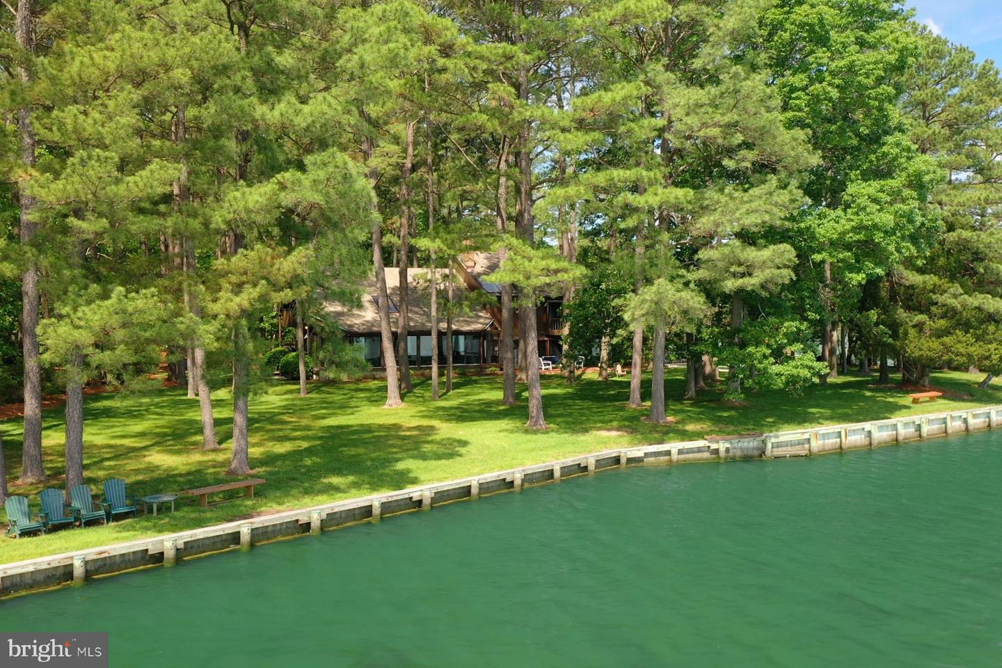 7285 Quaker Neck Rd