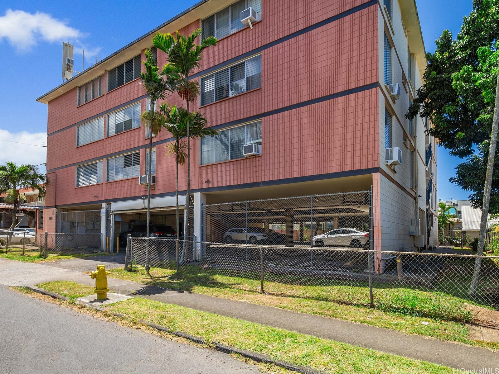 1415 Middle Street 403