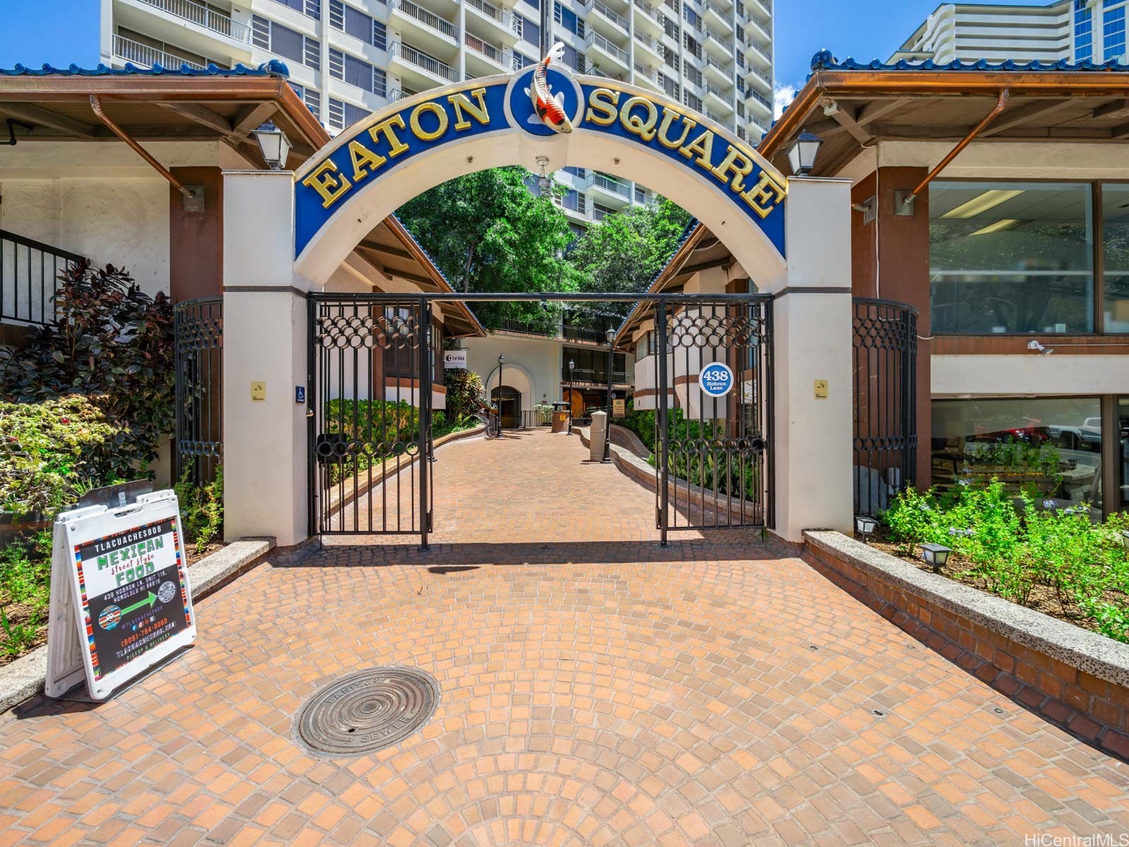 400 Hobron Lane 1803
