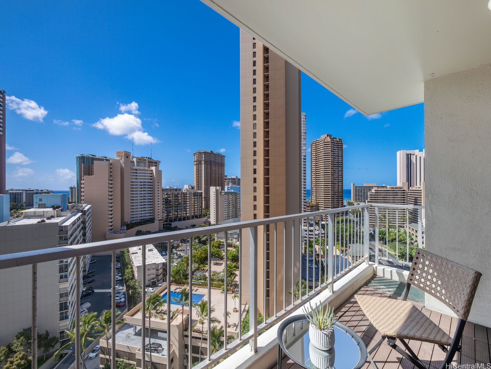 400 Hobron Lane 1803