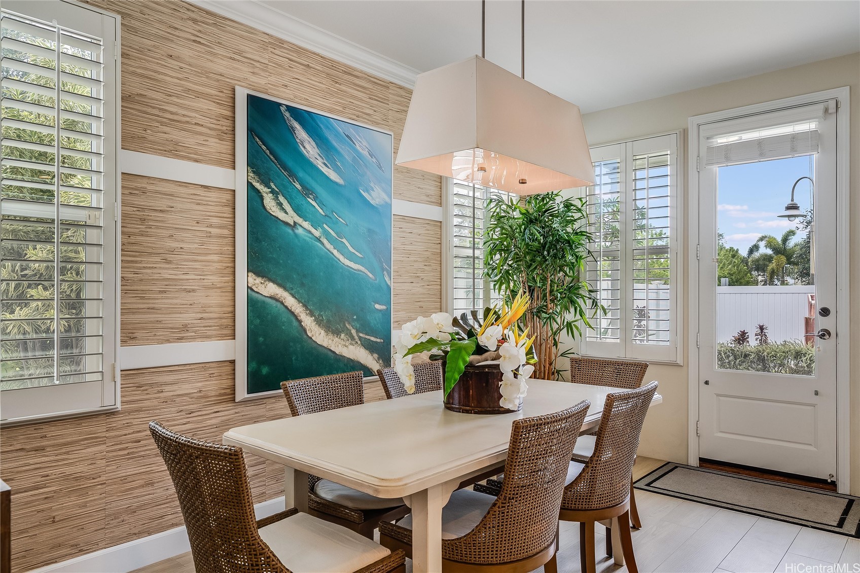 91-2220 Kaiwawalo Street 1001