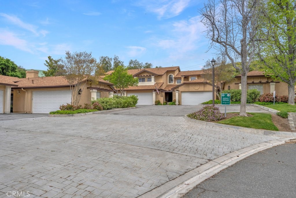 22943 Banyan Place 307