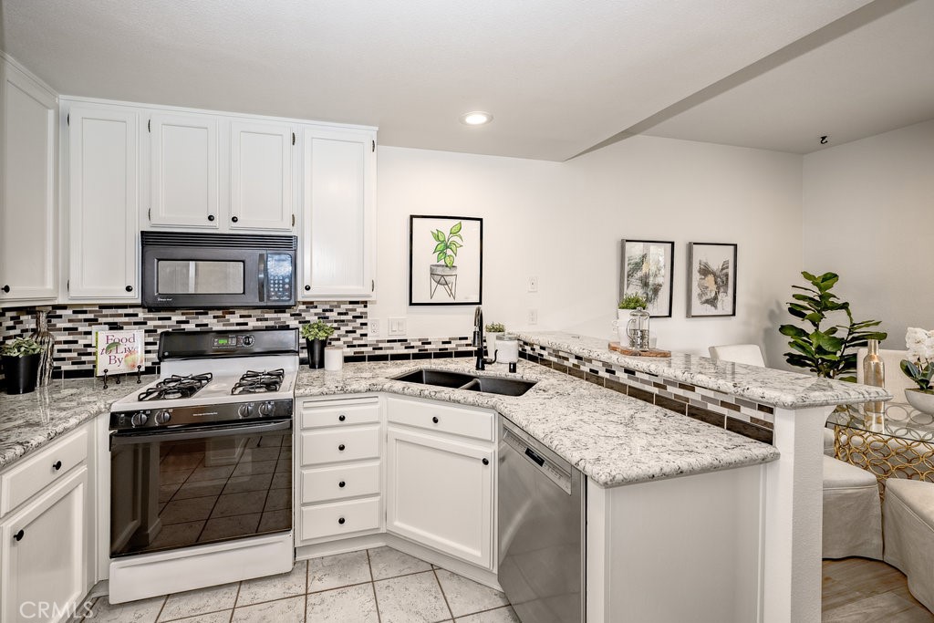 22943 Banyan Place 307