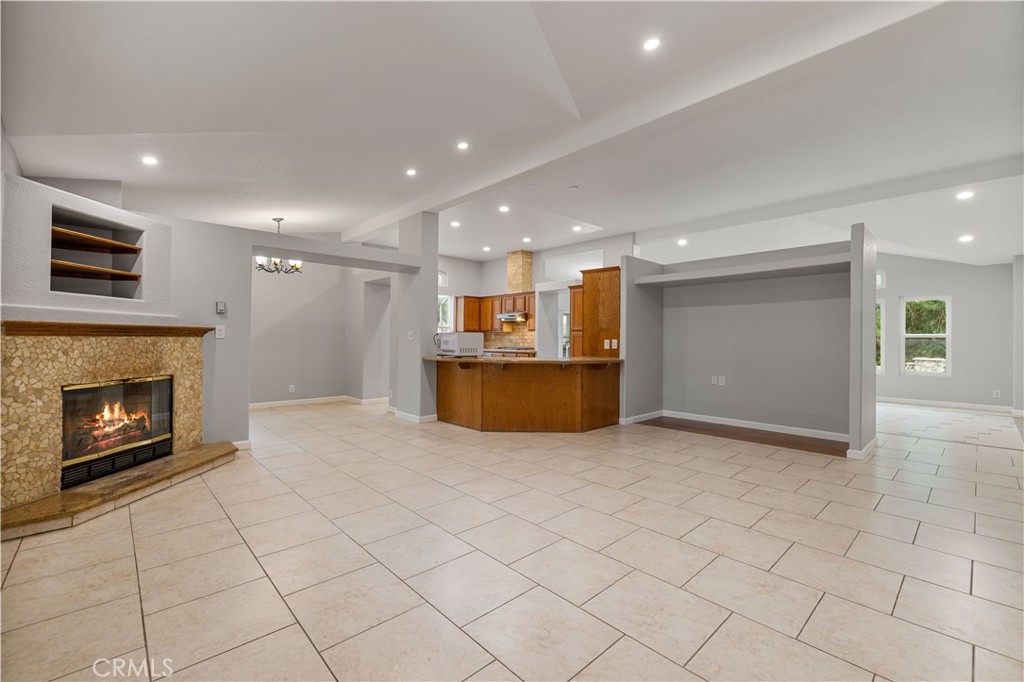 15608 Tierra Rejada S