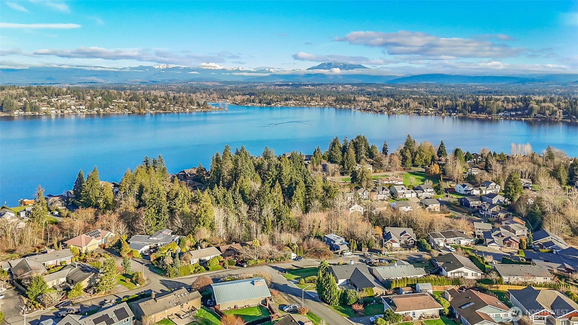 10010 Lakemont Avenue