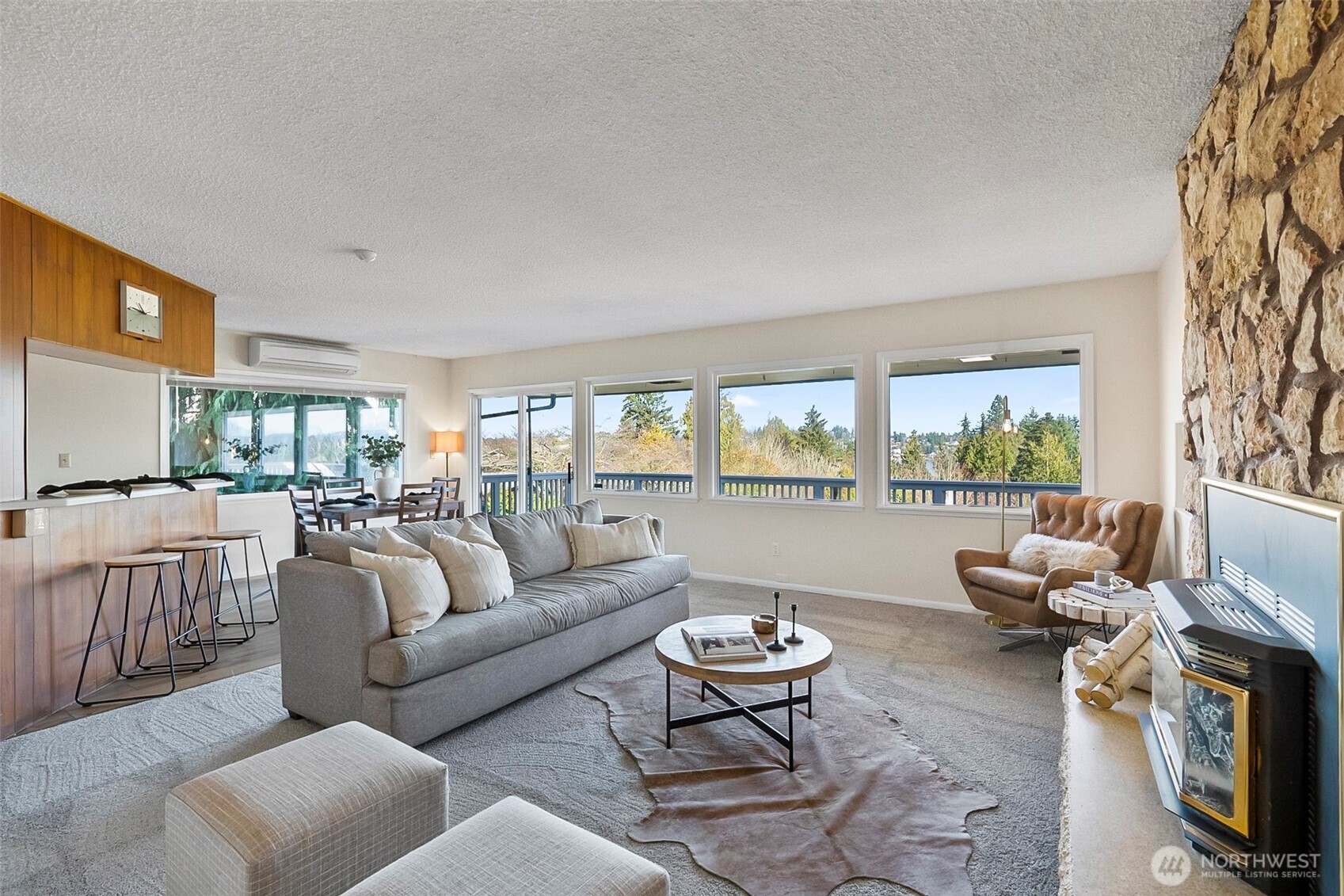 10010 Lakemont Avenue