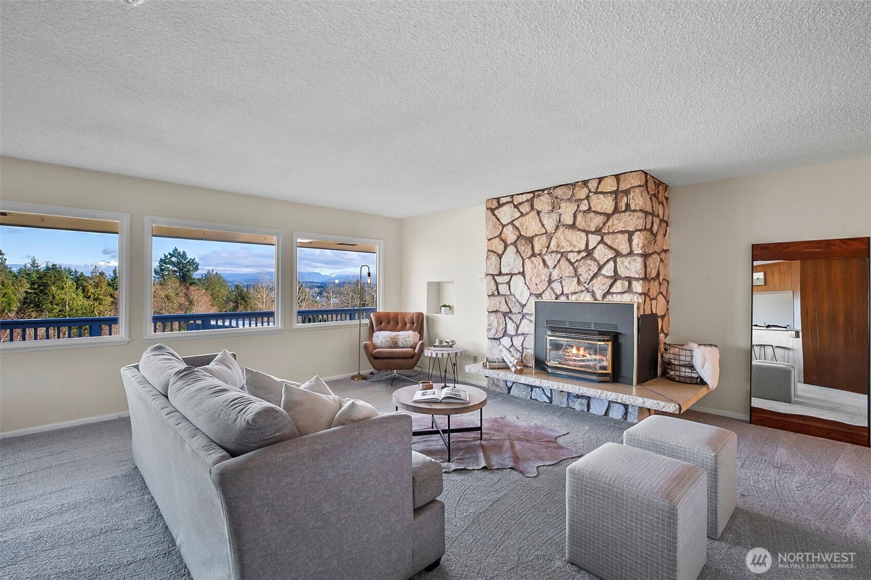 10010 Lakemont Avenue