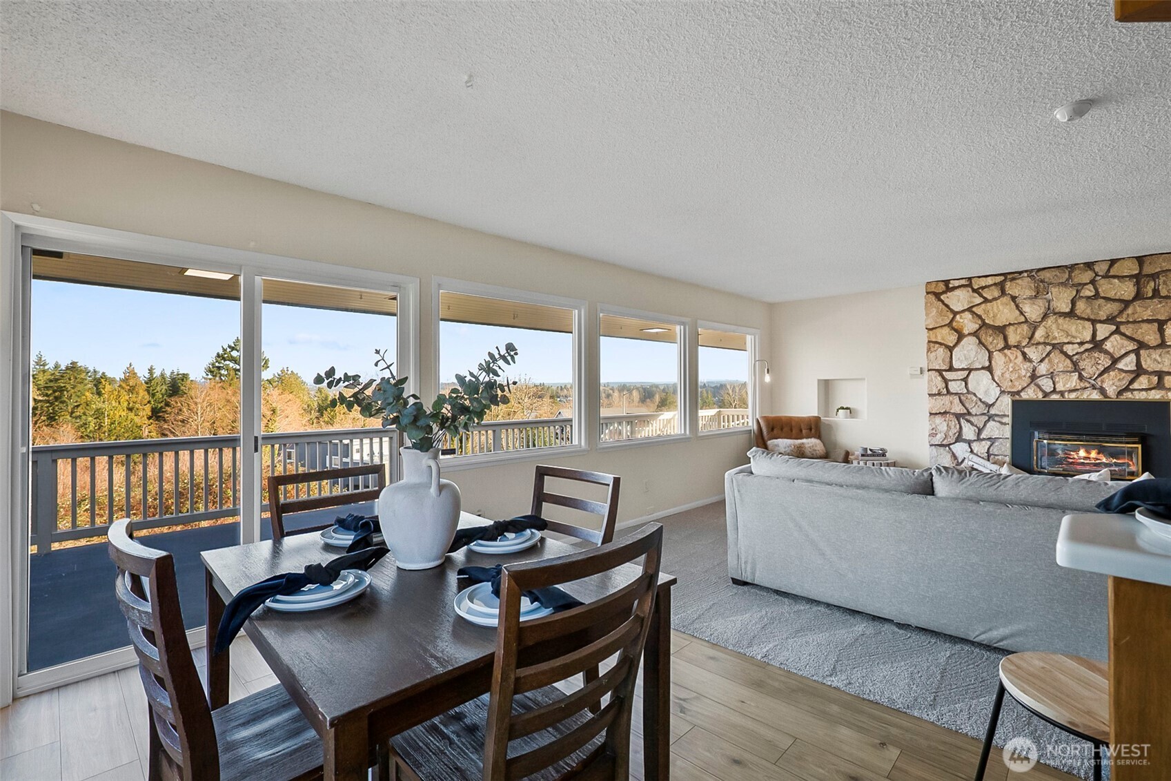 10010 Lakemont Avenue