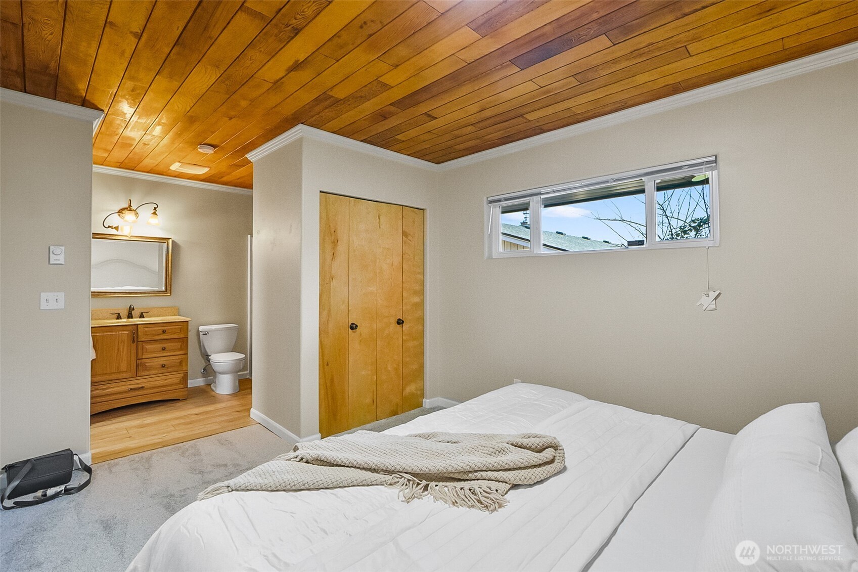 10010 Lakemont Avenue