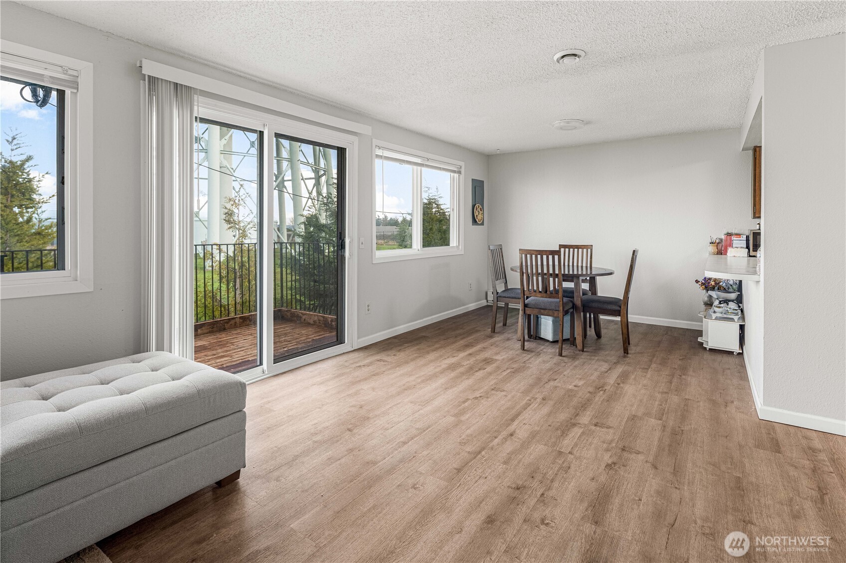 3030 S 216 Street Unit: E