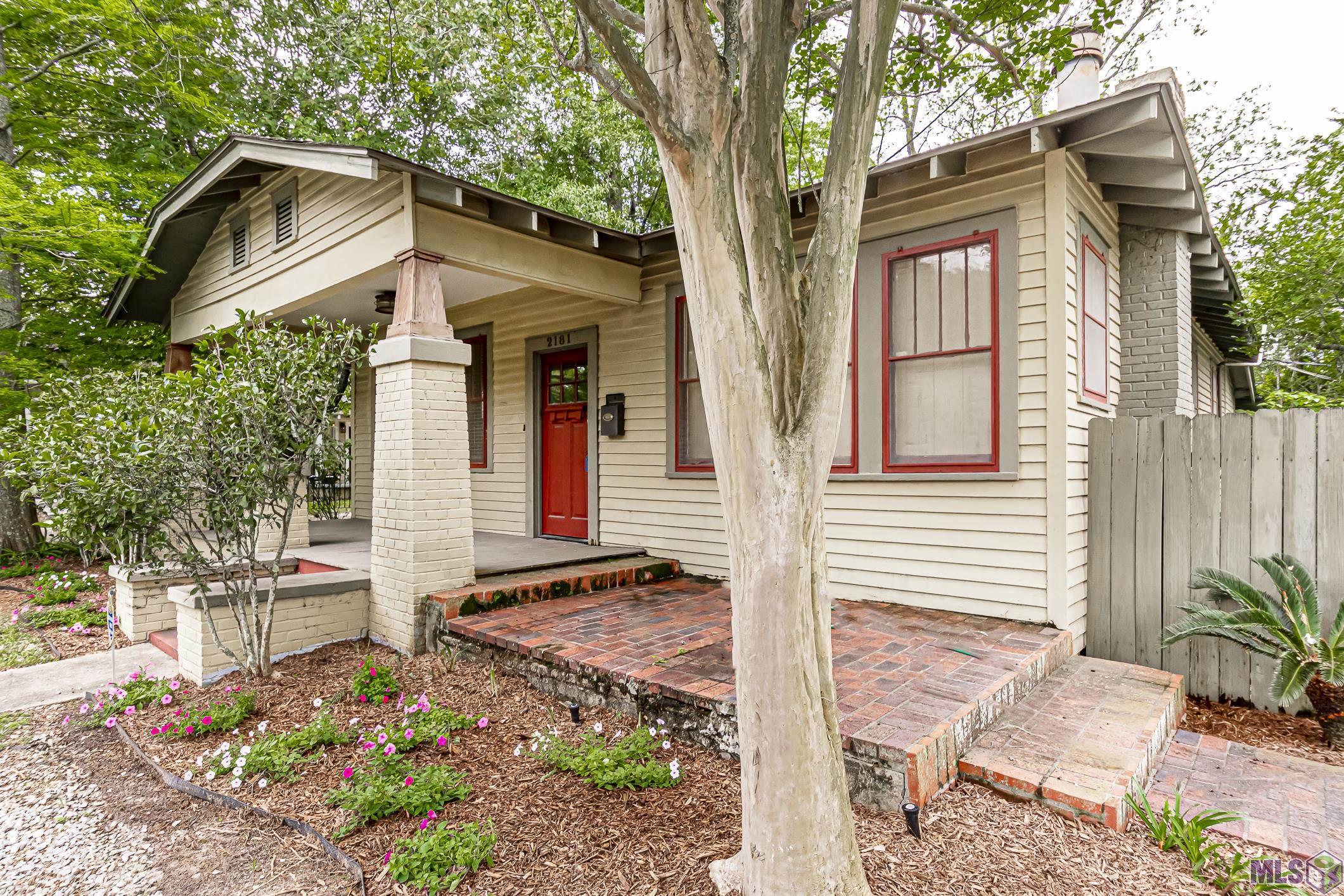 2181 Stanford Ave