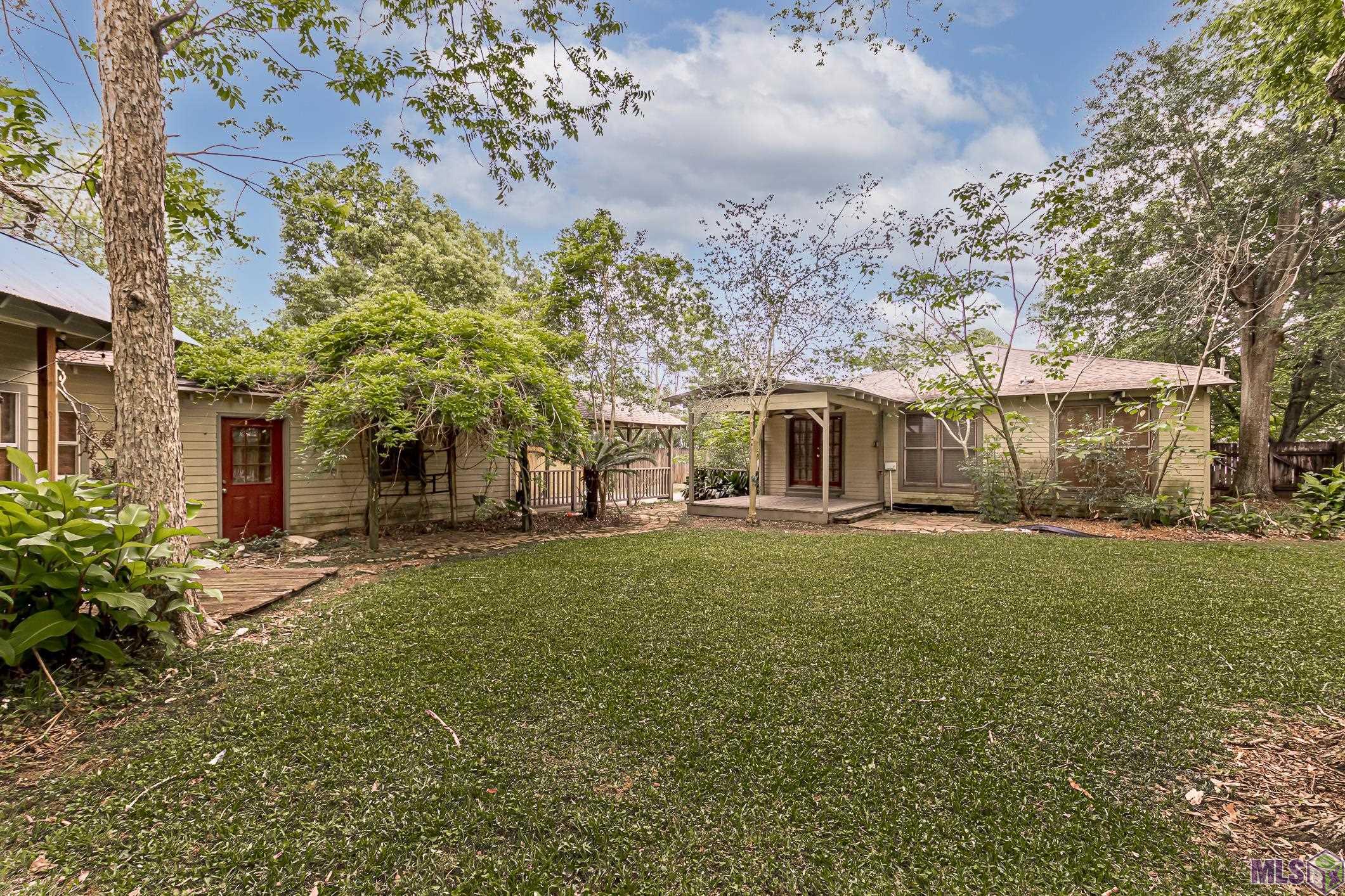 2181 Stanford Ave